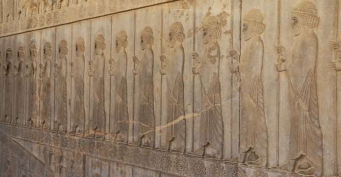 Persepolis, Nekropolis, İran